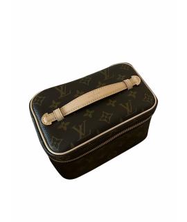 LOUIS VUITTON Косметичка