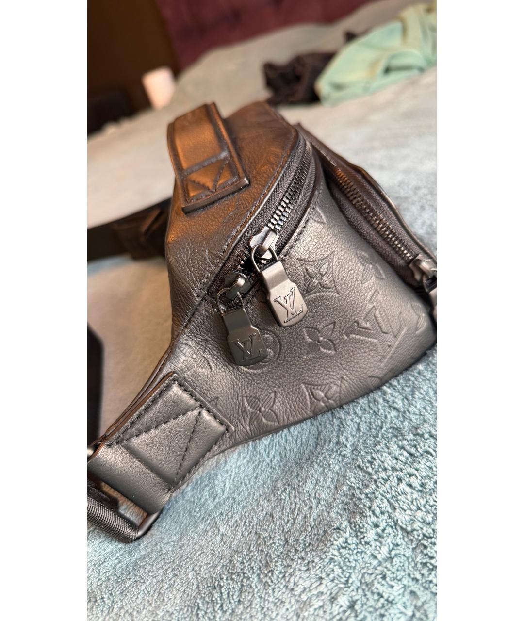 LOUIS VUITTON Черная кожаная сумка на плечо, фото 7