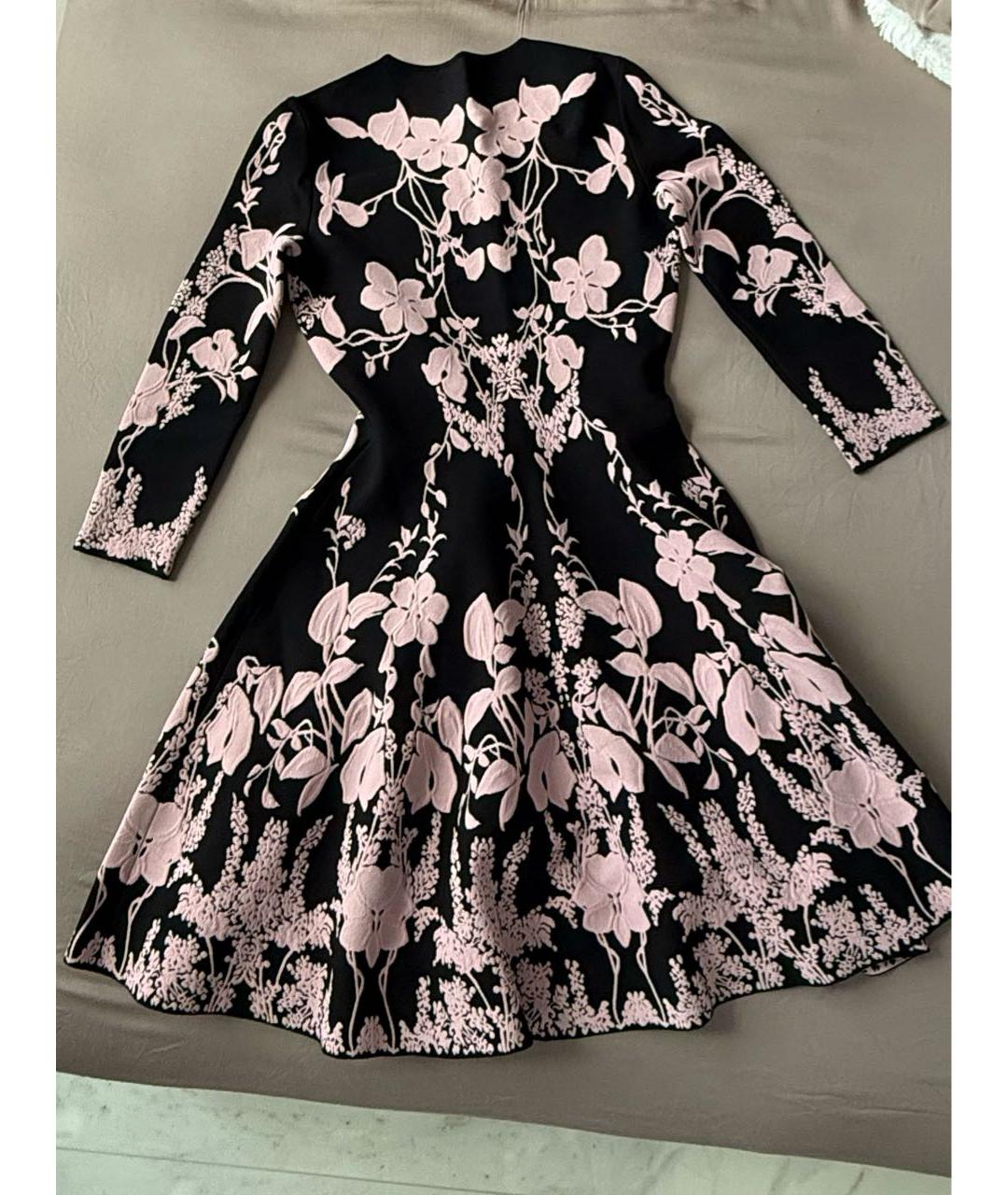 ALEXANDER MCQUEEN Мульти вискозное повседневное платье, фото 2