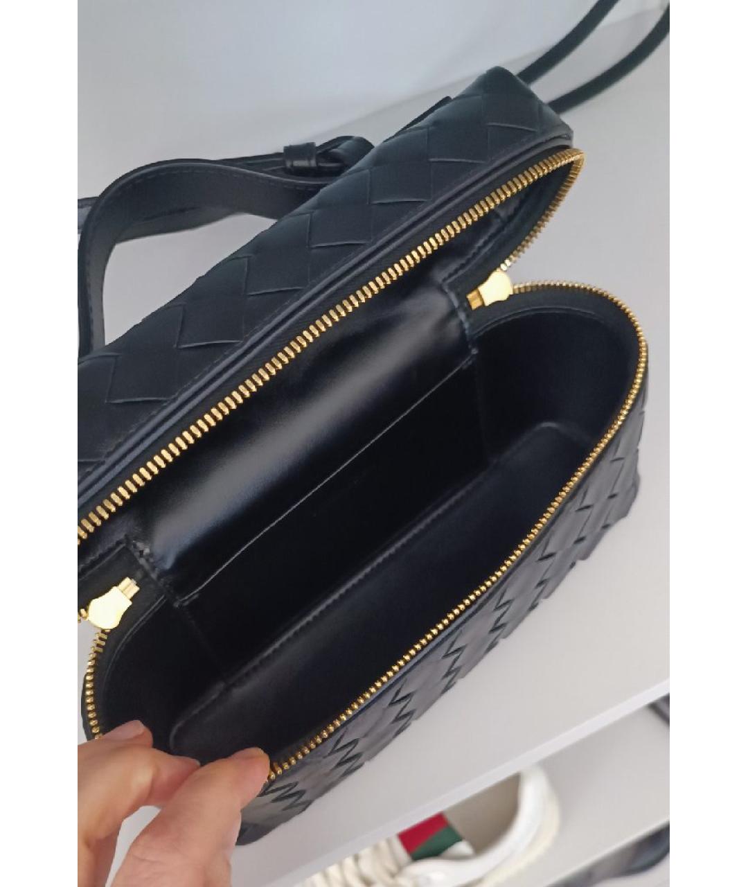 BOTTEGA VENETA Черная кожаная сумка через плечо, фото 4