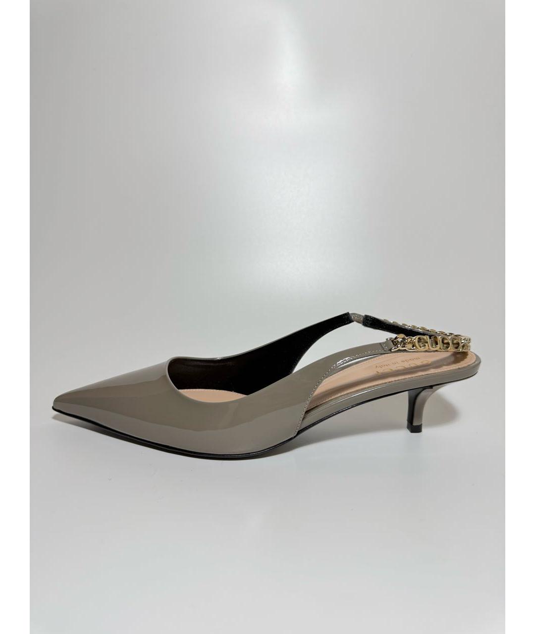 GUCCI Серые лодочки на низком каблуке из лакированной кожи, фото 7