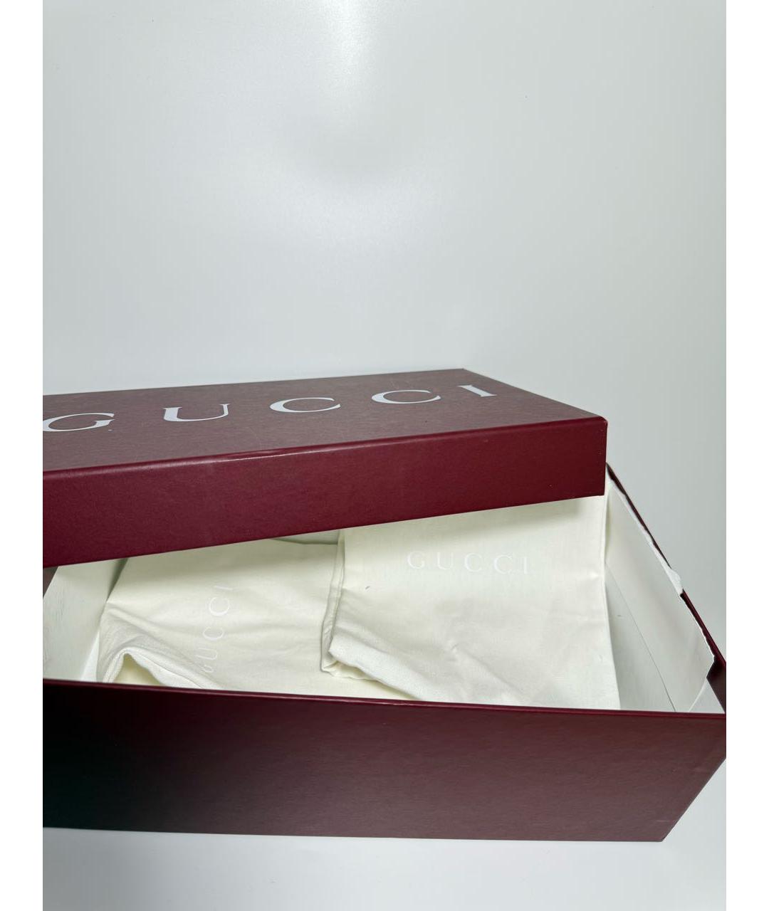 GUCCI Серые лодочки на низком каблуке из лакированной кожи, фото 6