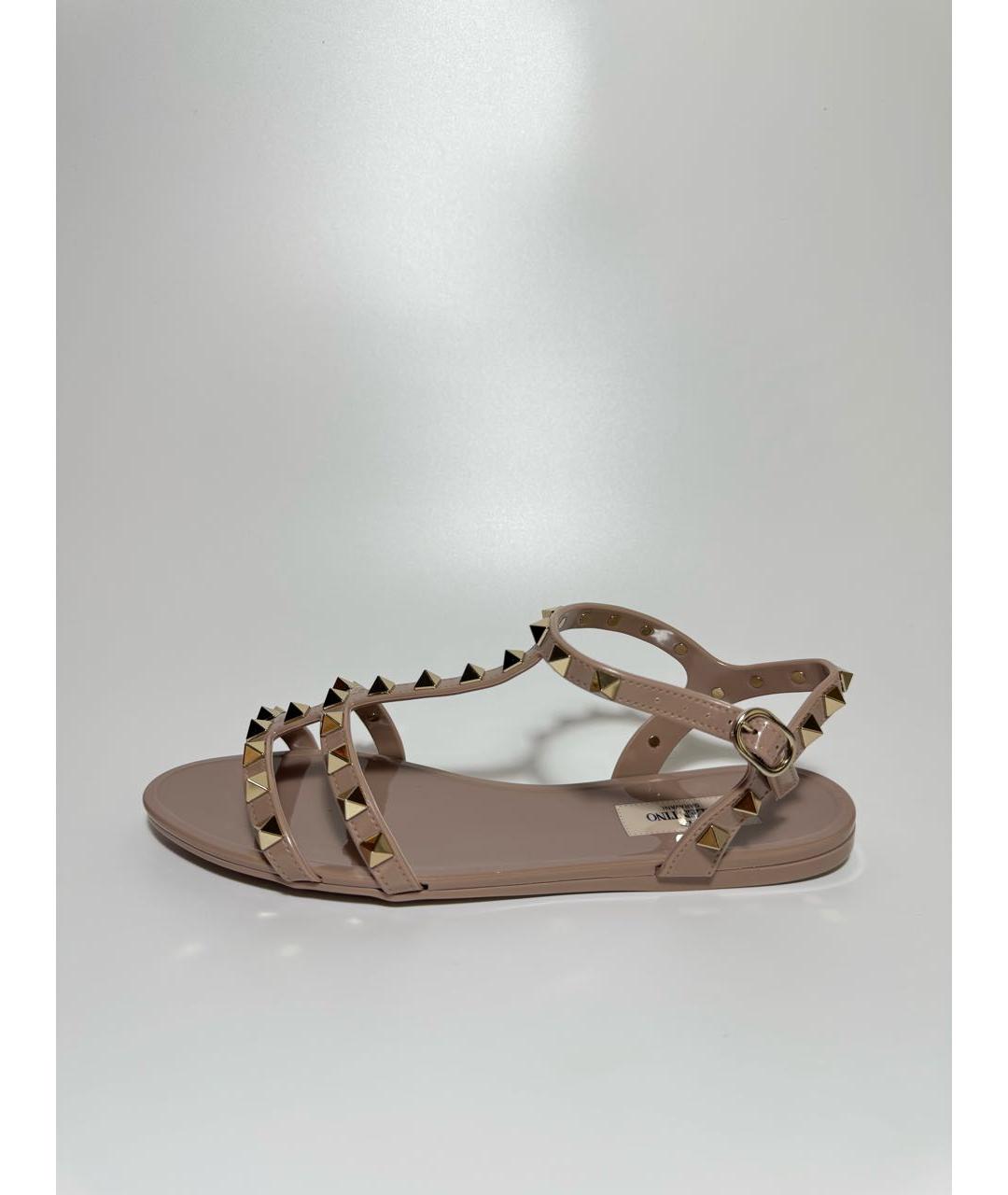 VALENTINO Бежевые резиновые сандалии, фото 8