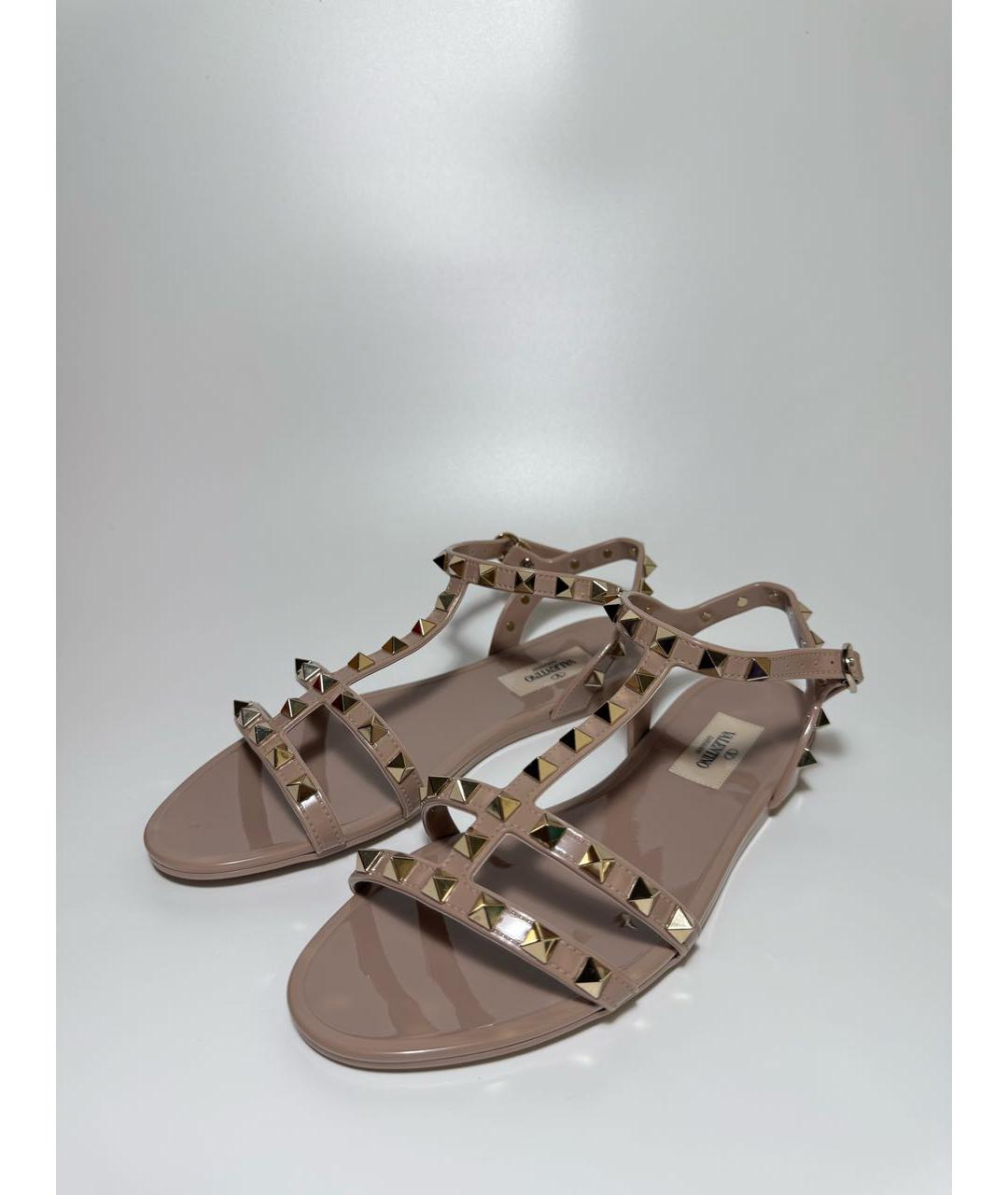 VALENTINO Бежевые резиновые сандалии, фото 2