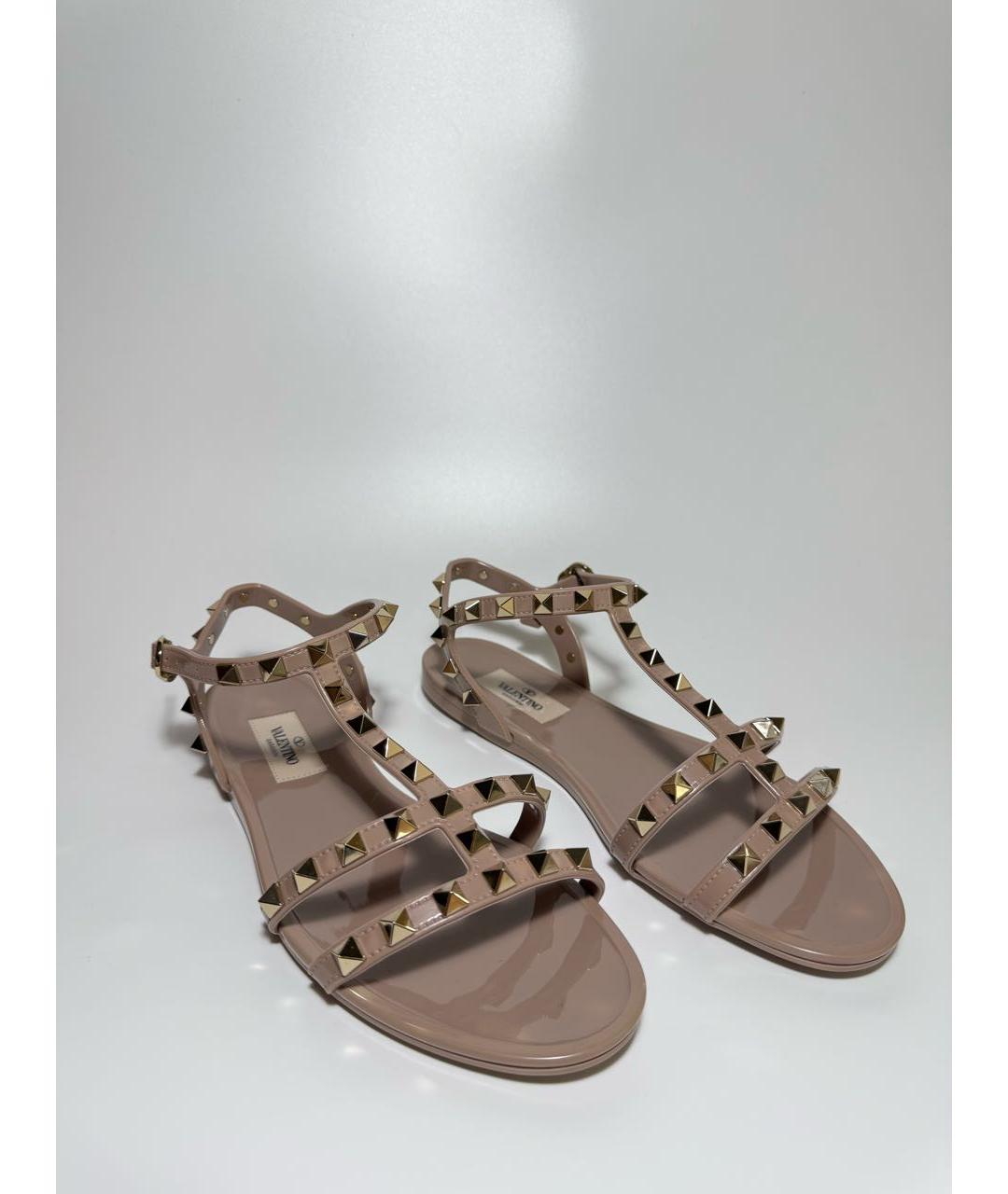 VALENTINO Бежевые резиновые сандалии, фото 4