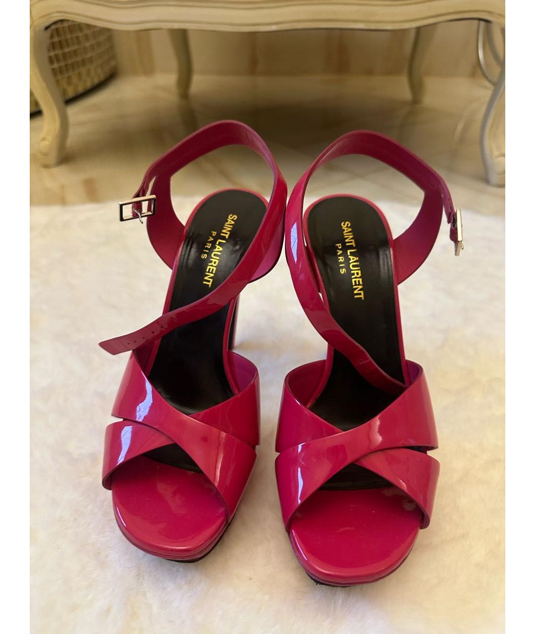 SAINT LAURENT Фуксия босоножки из лакированной кожи, фото 2