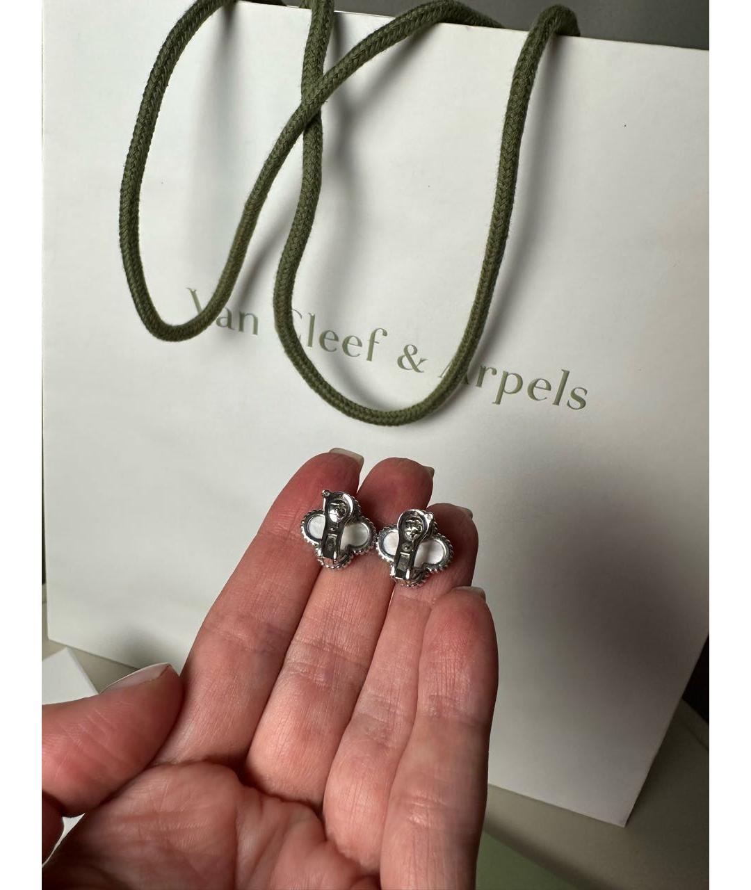 VAN CLEEF & ARPELS Серебряные серьги из белого золота, фото 3