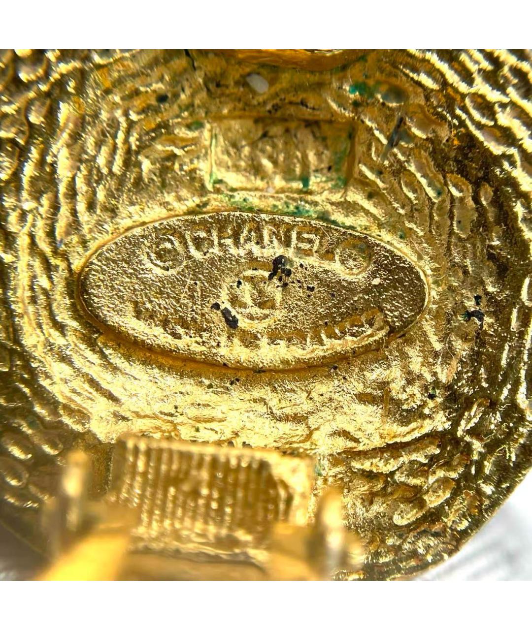 CHANEL Золотые металлические клипсы, фото 5