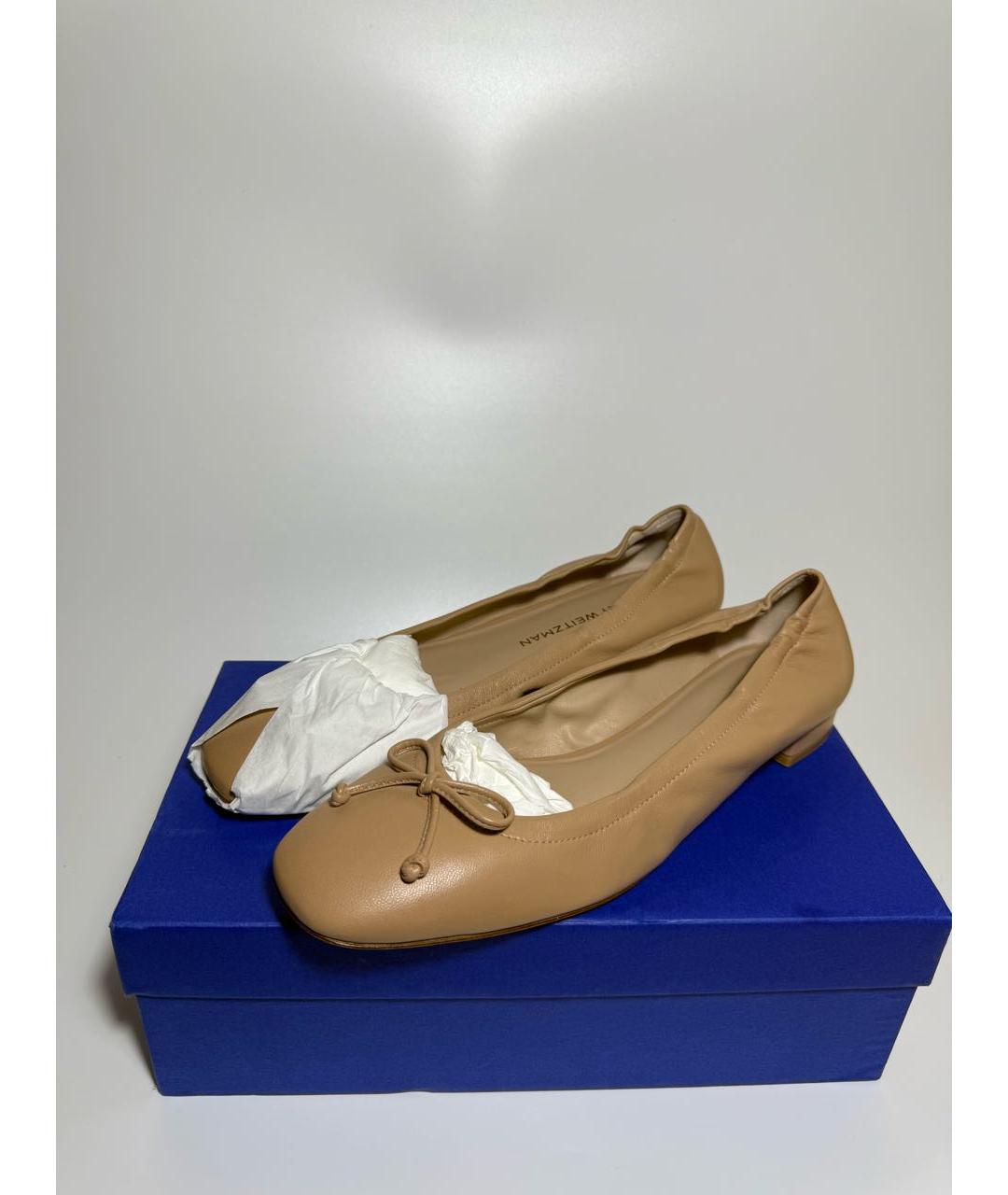 STUART WEITZMAN Бежевые кожаные балетки, фото 2