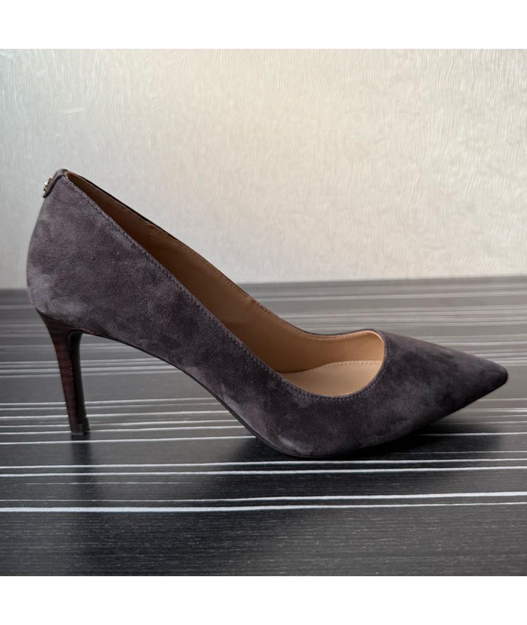 MICHAEL KORS Антрацитовые замшевые туфли, фото 6