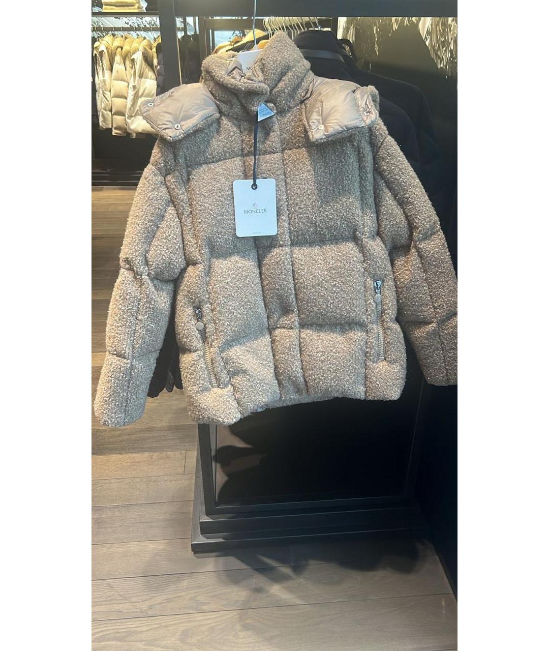 MONCLER Бежевый полиэстеровый пуховик, фото 7