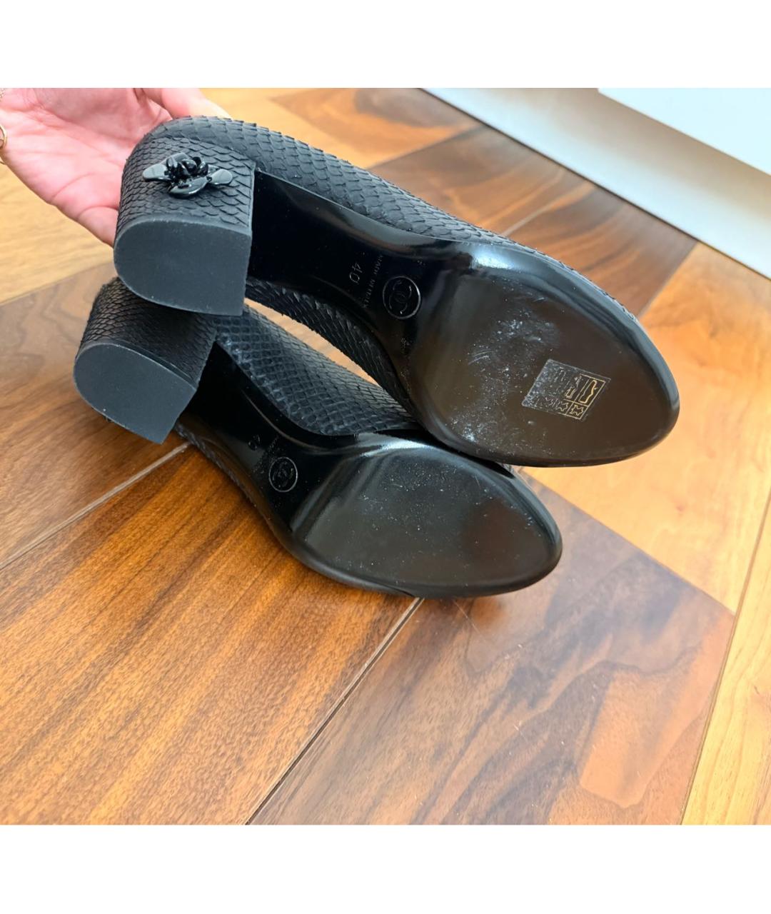 CHANEL Черные туфли из экзотической кожи, фото 4