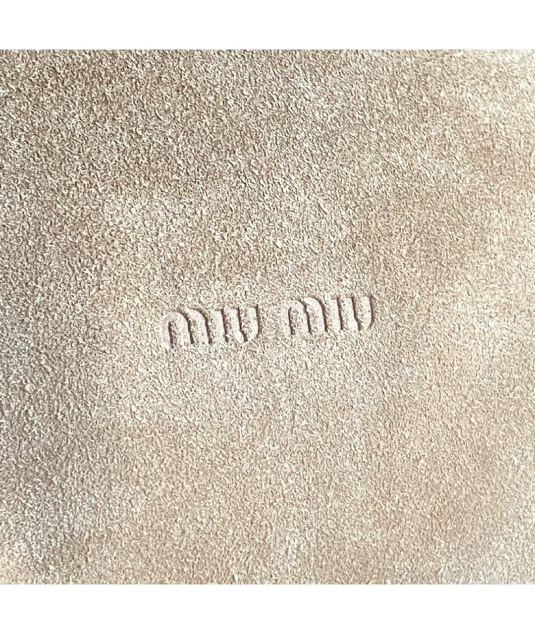 MIU MIU Бежевая замшевая сумка через плечо, фото 3
