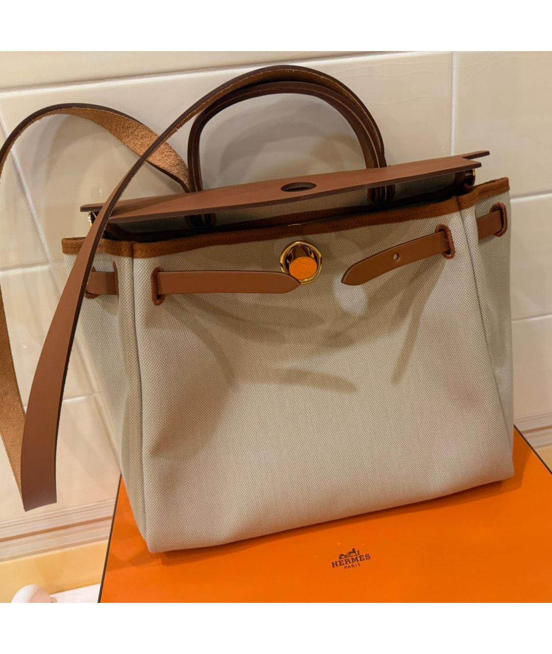 HERMES Бежевая сумка с короткими ручками, фото 2