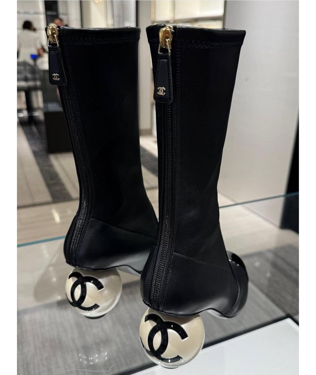 CHANEL Черные кожаные сапоги, фото 5