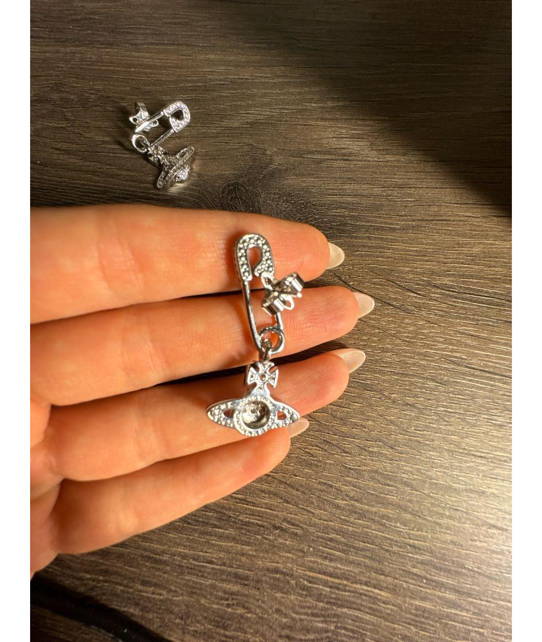 VIVIENNE WESTWOOD Серебряные латунные серьги, фото 3