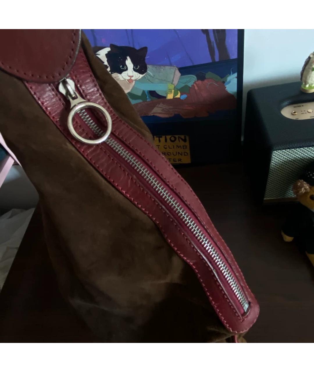 FENDI Коричневая замшевая сумка с короткими ручками, фото 4