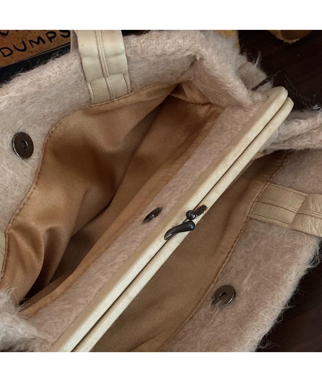 BOTTEGA VENETA Бежевая меховая сумка с короткими ручками, фото 4