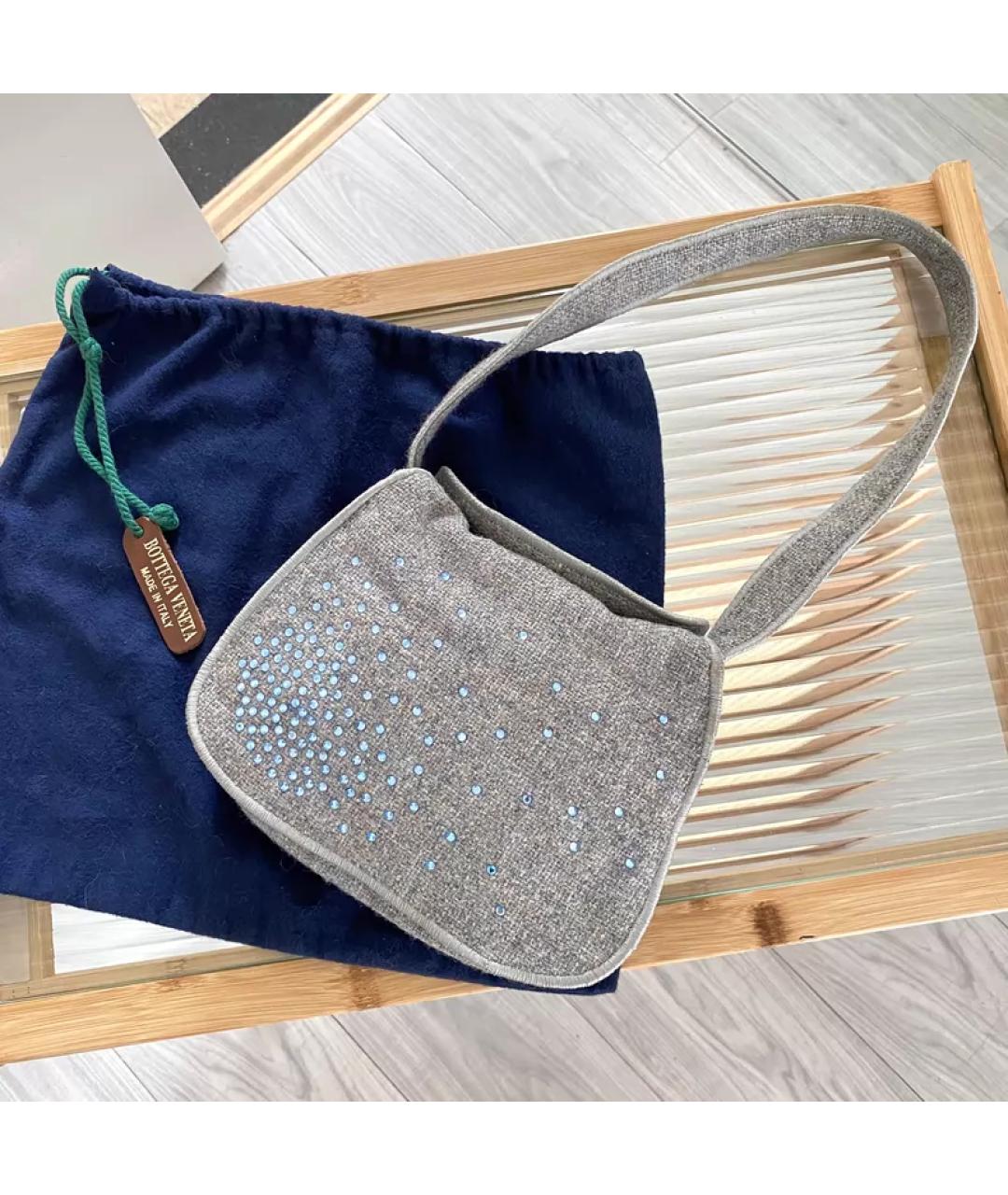 BOTTEGA VENETA Серая меховая сумка с короткими ручками, фото 3