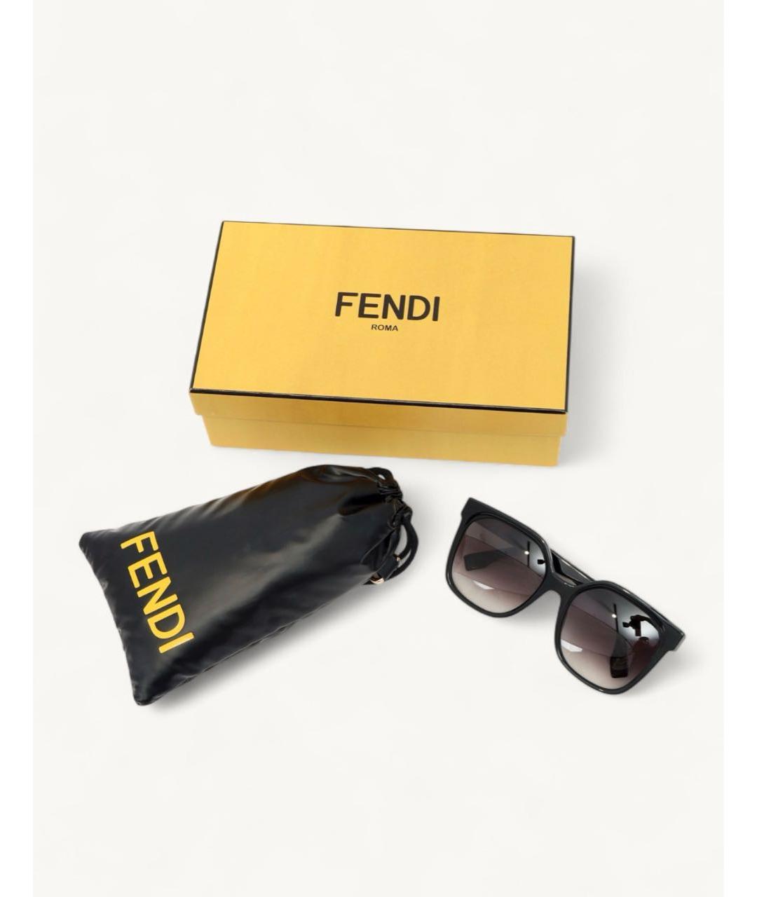 FENDI Черные пластиковые солнцезащитные очки, фото 3