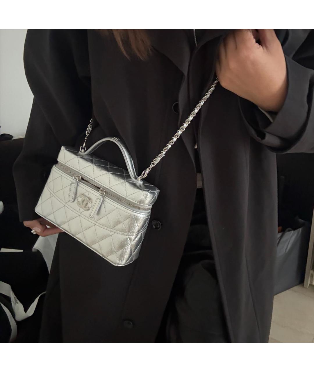 CHANEL Серебряная кожаная сумка через плечо, фото 8