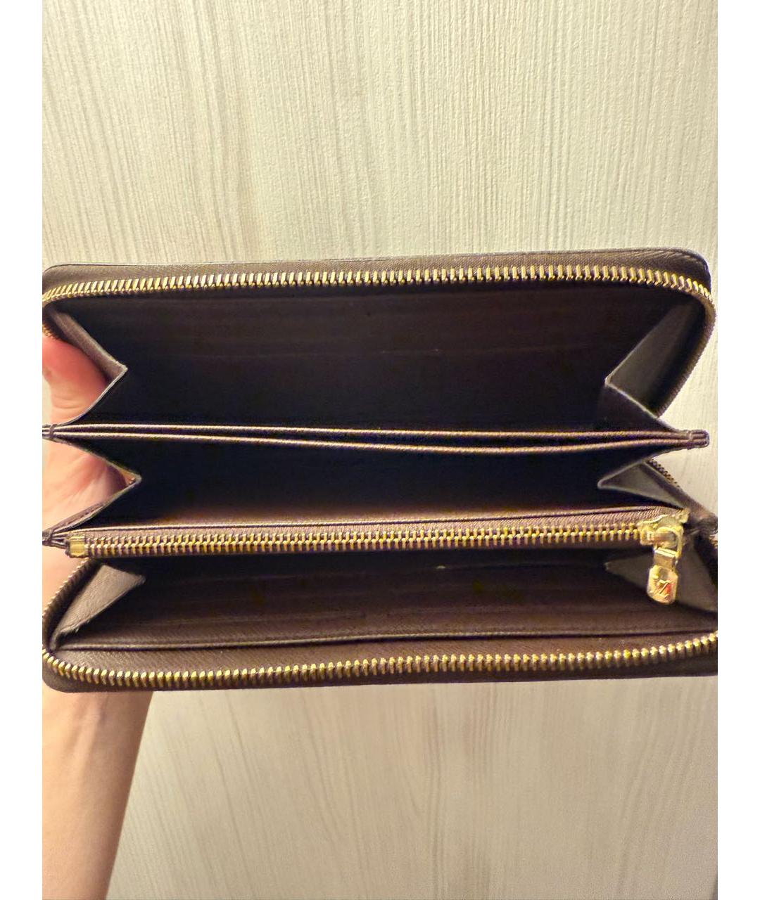 LOUIS VUITTON Коричневый кошелек из искусственной кожи, фото 4