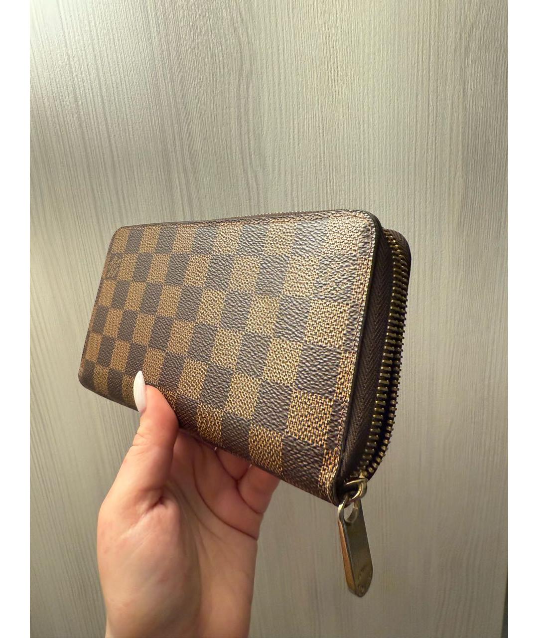 LOUIS VUITTON Коричневый кошелек из искусственной кожи, фото 6