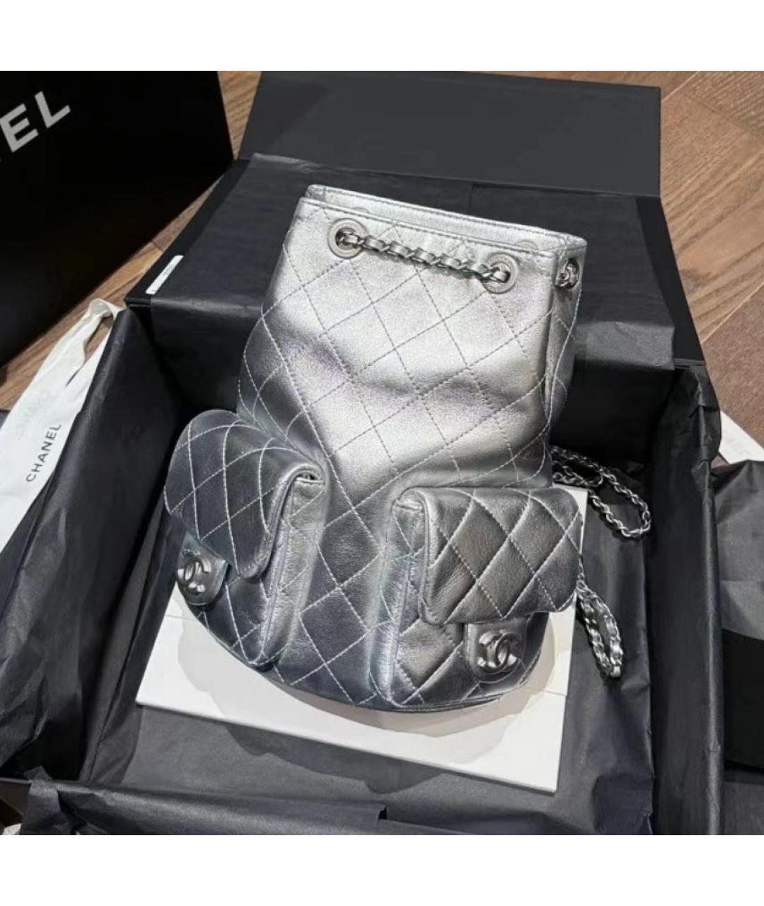 CHANEL Серебрянный кожаный рюкзак, фото 5