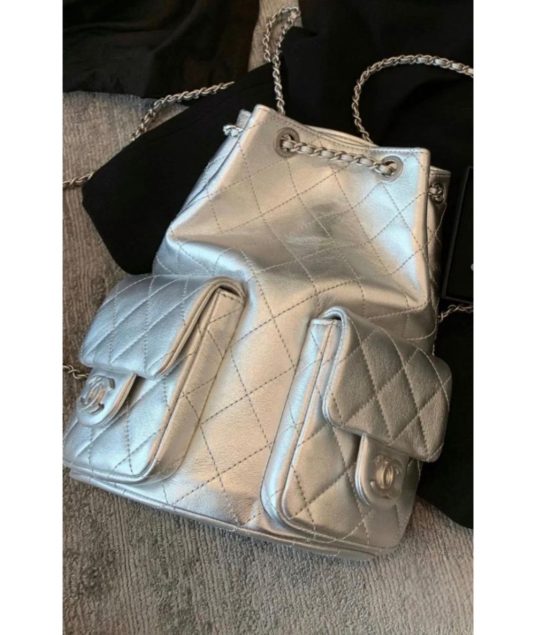 CHANEL Серебрянный кожаный рюкзак, фото 6
