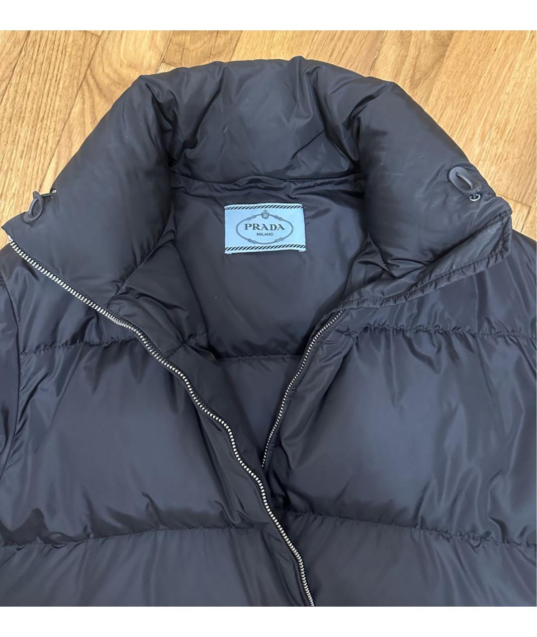 PRADA Черный полиэстеровый пуховик, фото 3