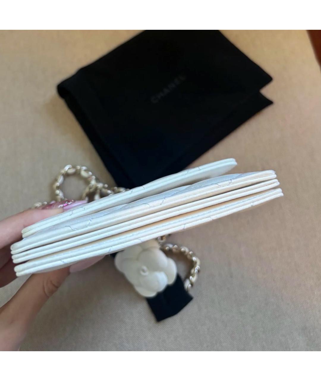 CHANEL Белая кожаная сумка через плечо, фото 3