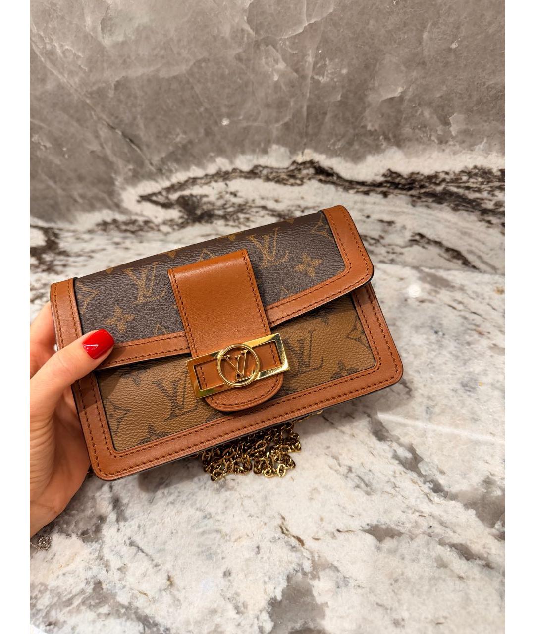 LOUIS VUITTON Коричневая кожаная сумка через плечо, фото 2