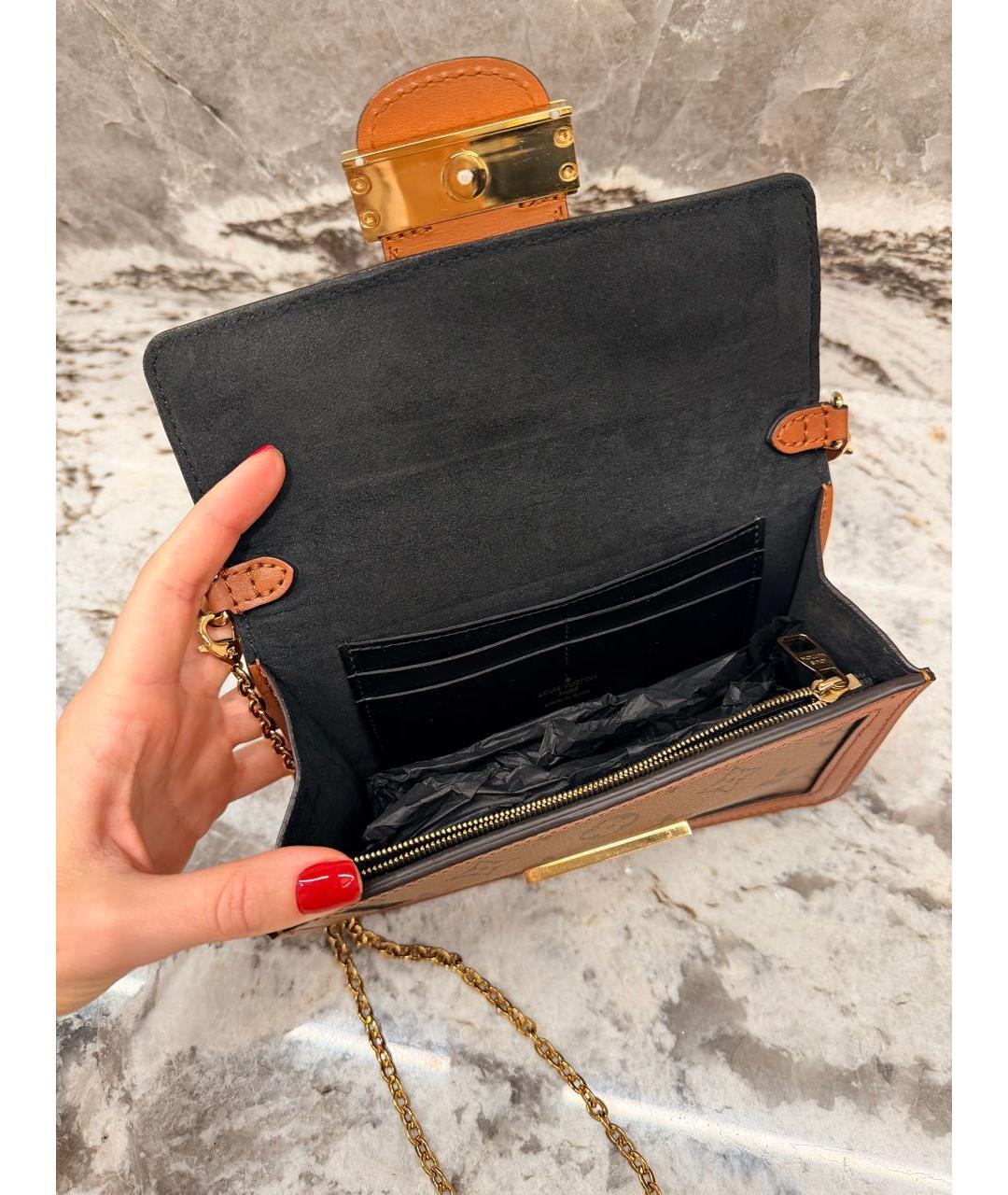 LOUIS VUITTON Коричневая кожаная сумка через плечо, фото 4