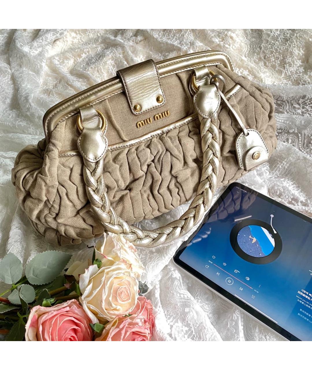 MIU MIU Бежевая льняная сумка с короткими ручками, фото 2