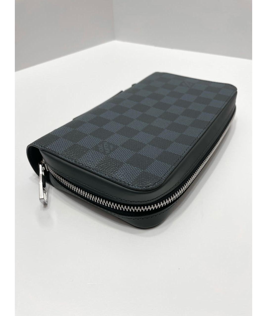 LOUIS VUITTON Черная барсетка, фото 3