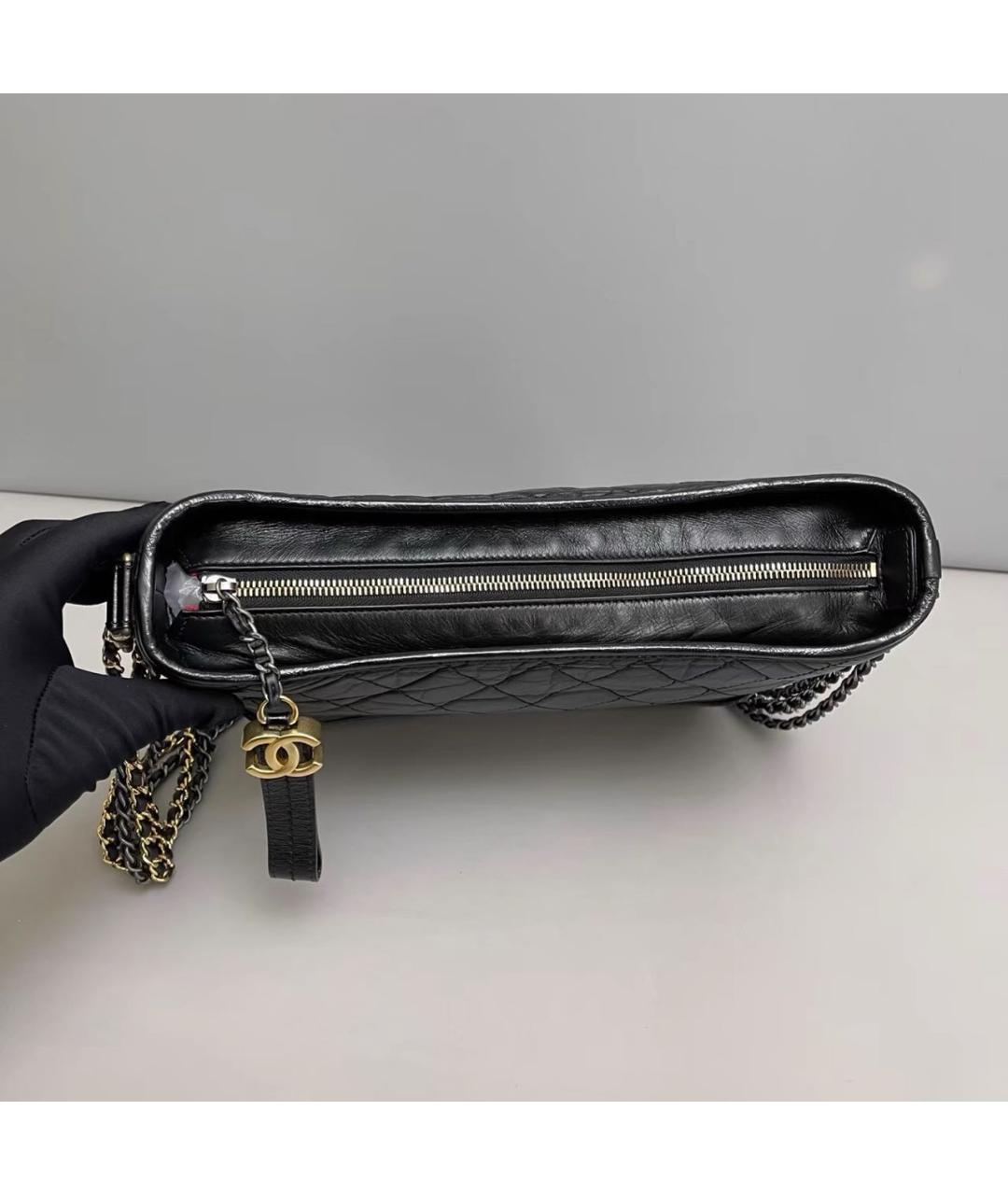 CHANEL Черная кожаная сумка через плечо, фото 6