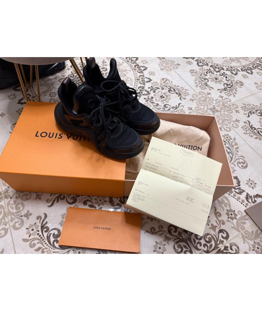 LOUIS VUITTON Черные кожаные кроссовки, фото 4