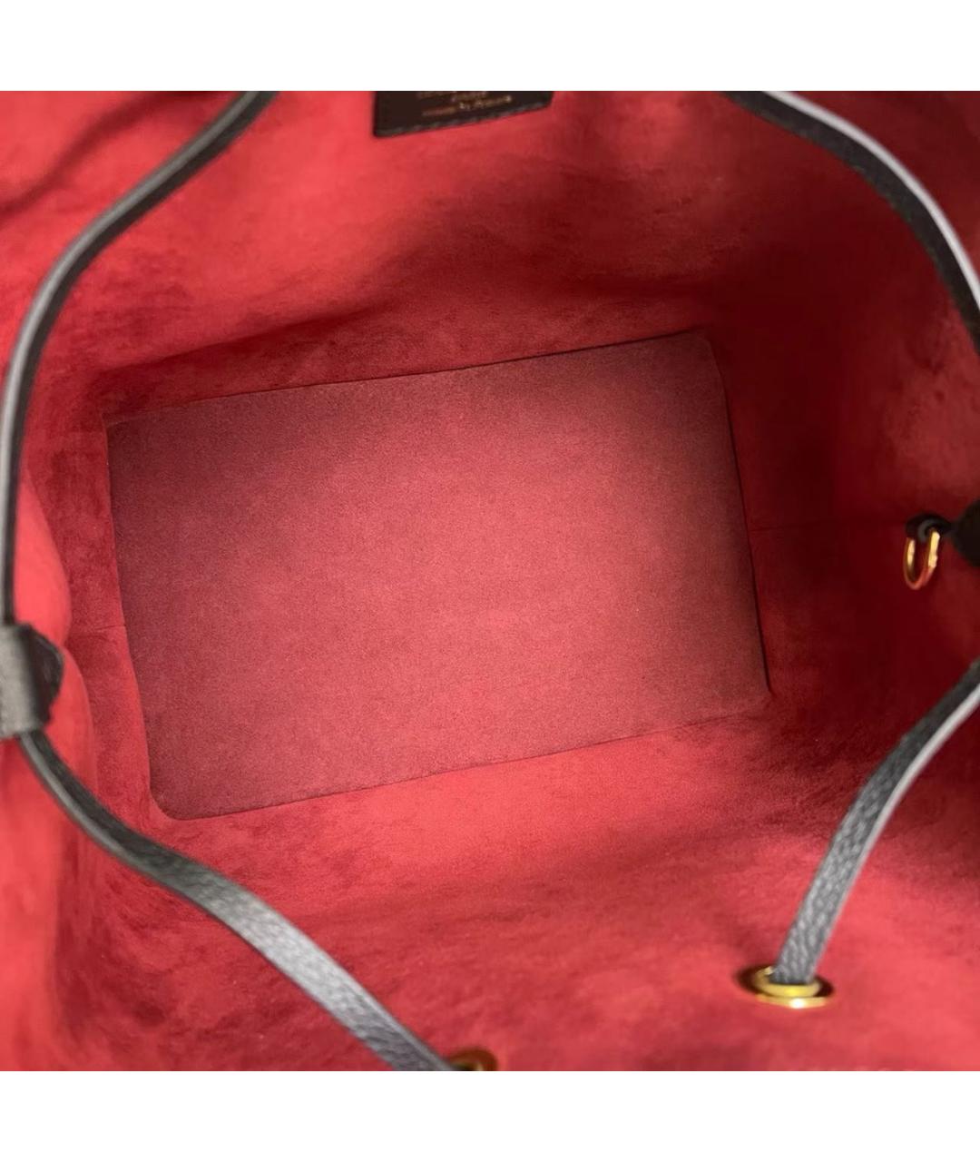 LOUIS VUITTON Черная кожаная сумка с короткими ручками, фото 8