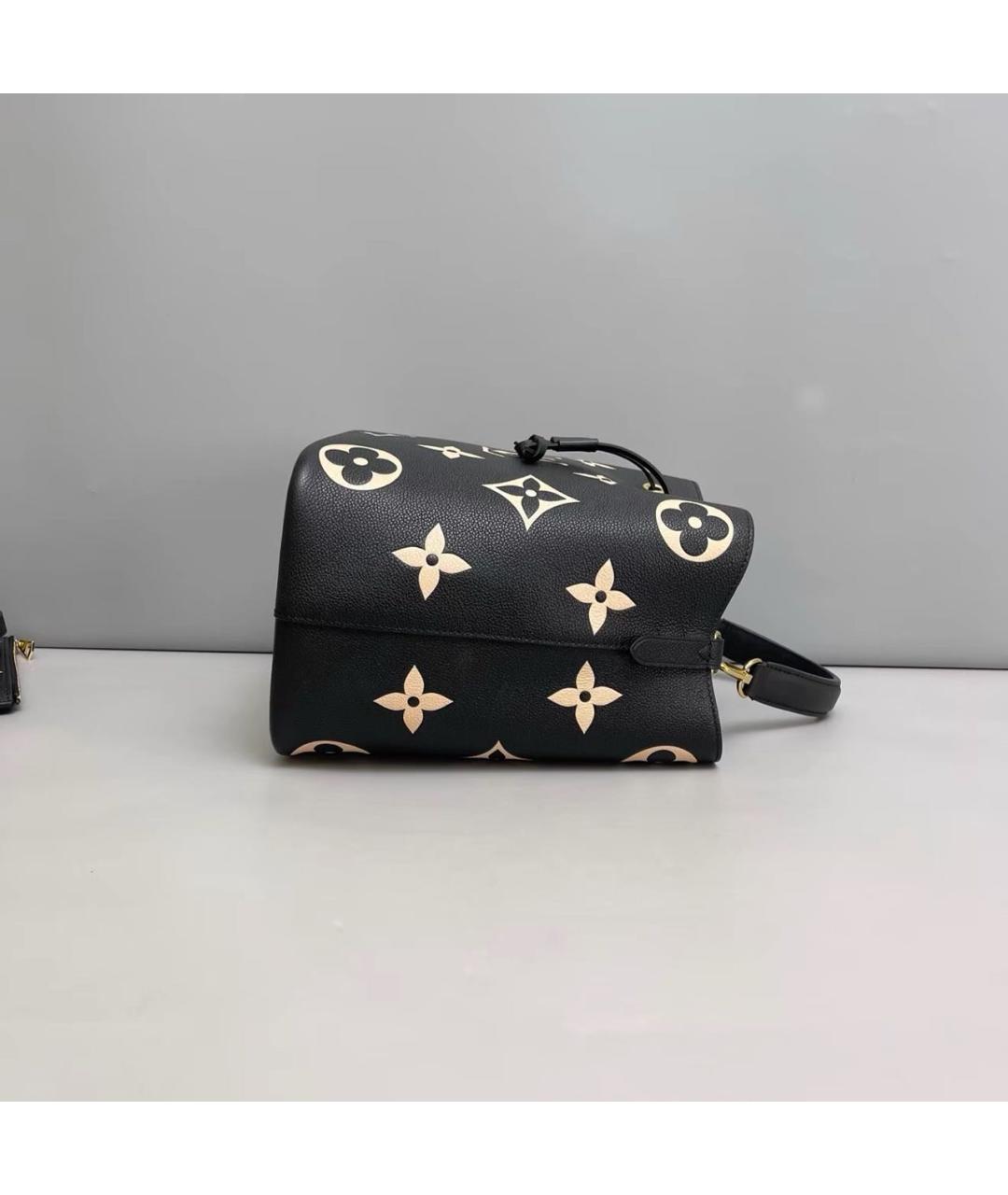 LOUIS VUITTON Черная кожаная сумка с короткими ручками, фото 3