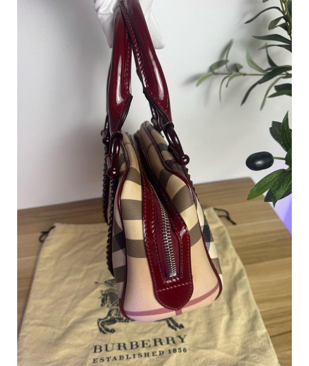 BURBERRY Мульти сумка с короткими ручками из лакированной кожи, фото 3