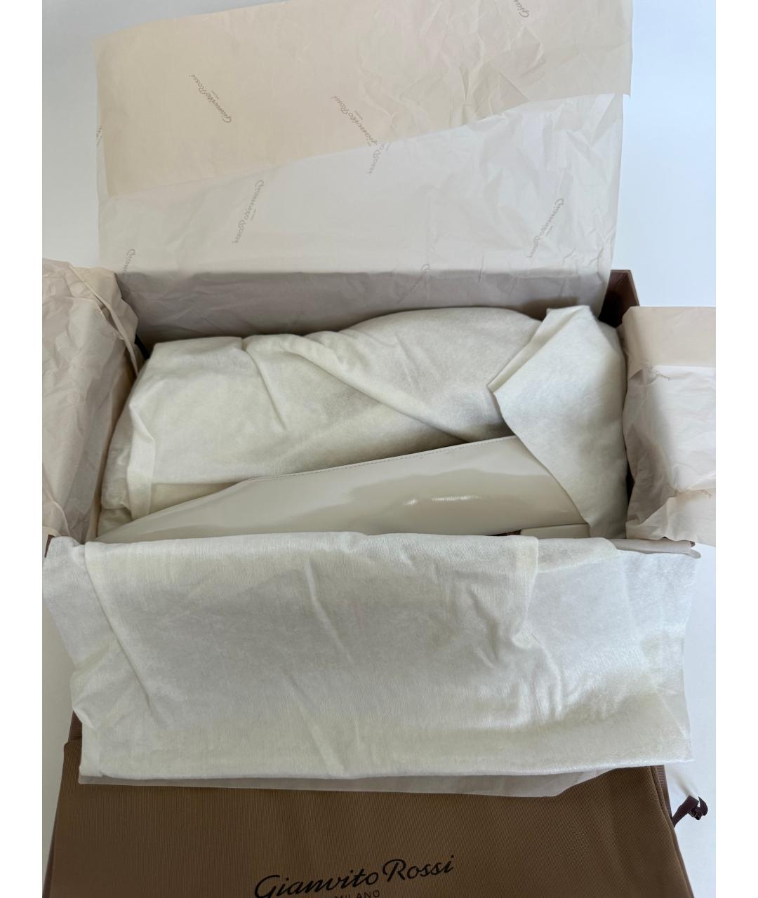 GIANVITO ROSSI Белые балетки из лакированной кожи, фото 7