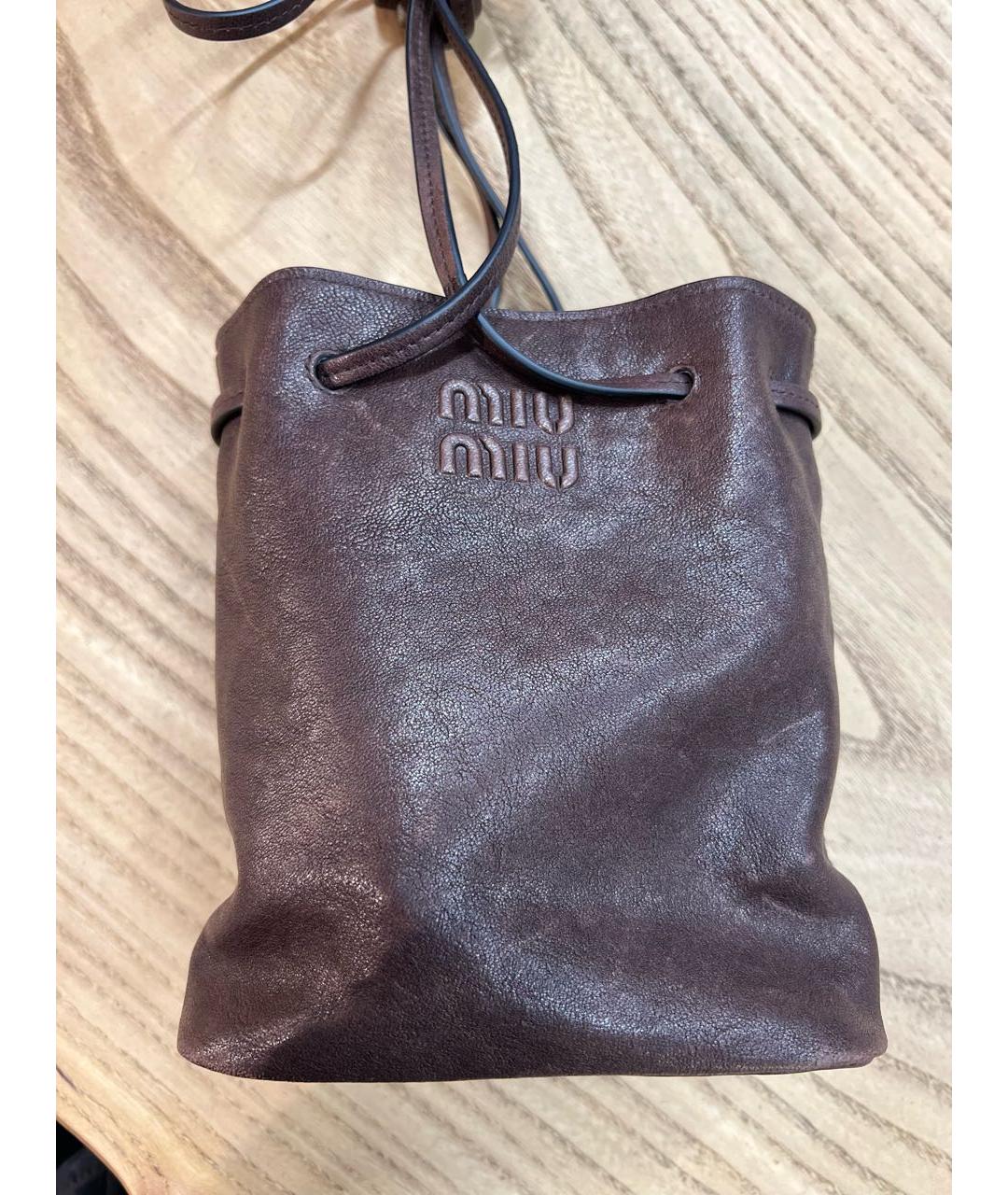 MIU MIU Коричневая кожаная сумка через плечо, фото 2
