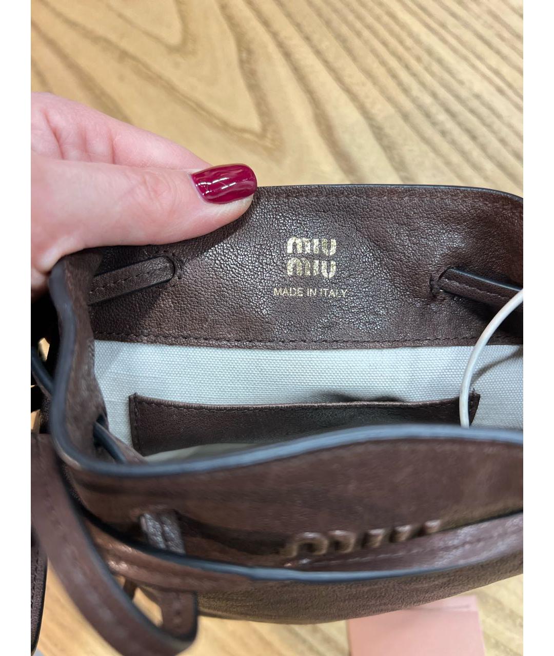 MIU MIU Коричневая кожаная сумка через плечо, фото 4