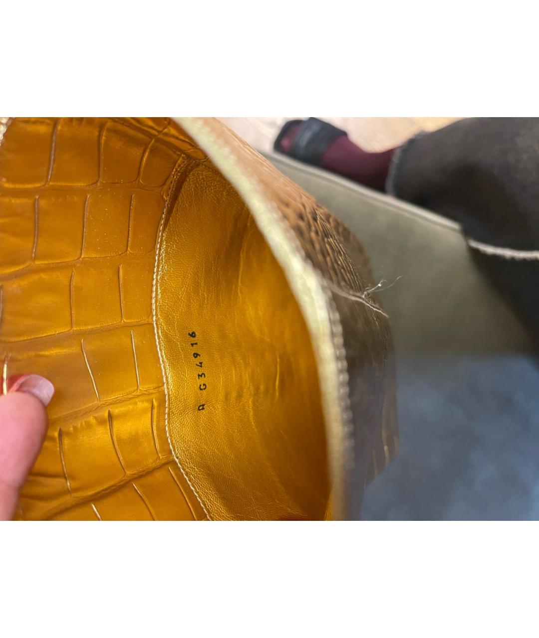 CHANEL Золотые кожаные сапоги, фото 6