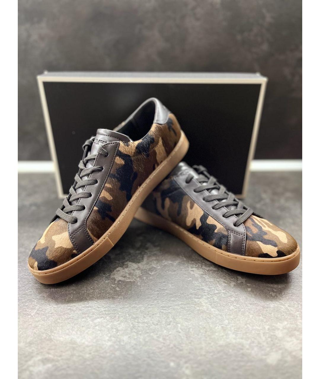 MICHAEL KORS Коричневые кожаные низкие кроссовки / кеды, фото 2