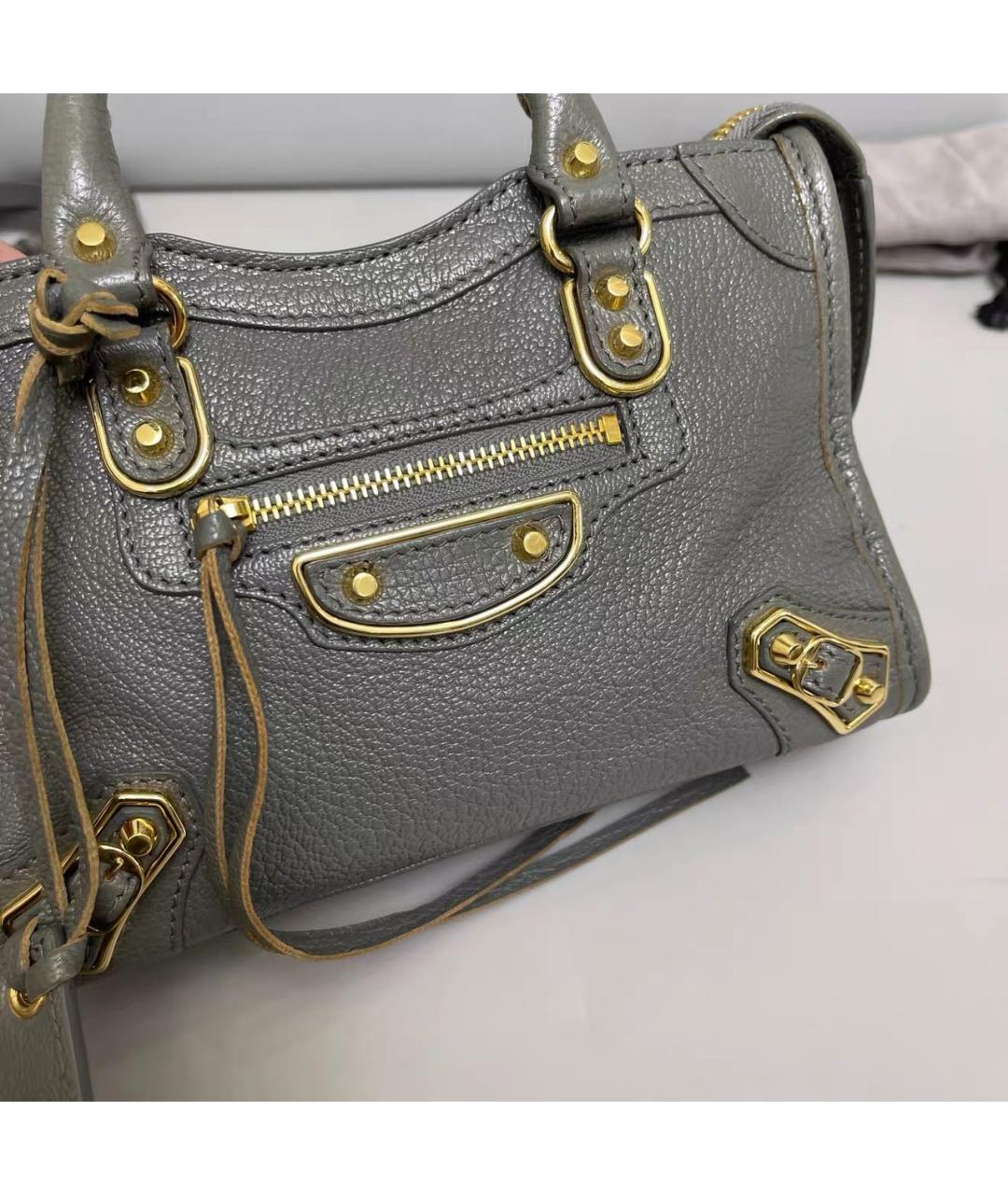 BALENCIAGA Серая кожаная сумка через плечо, фото 3