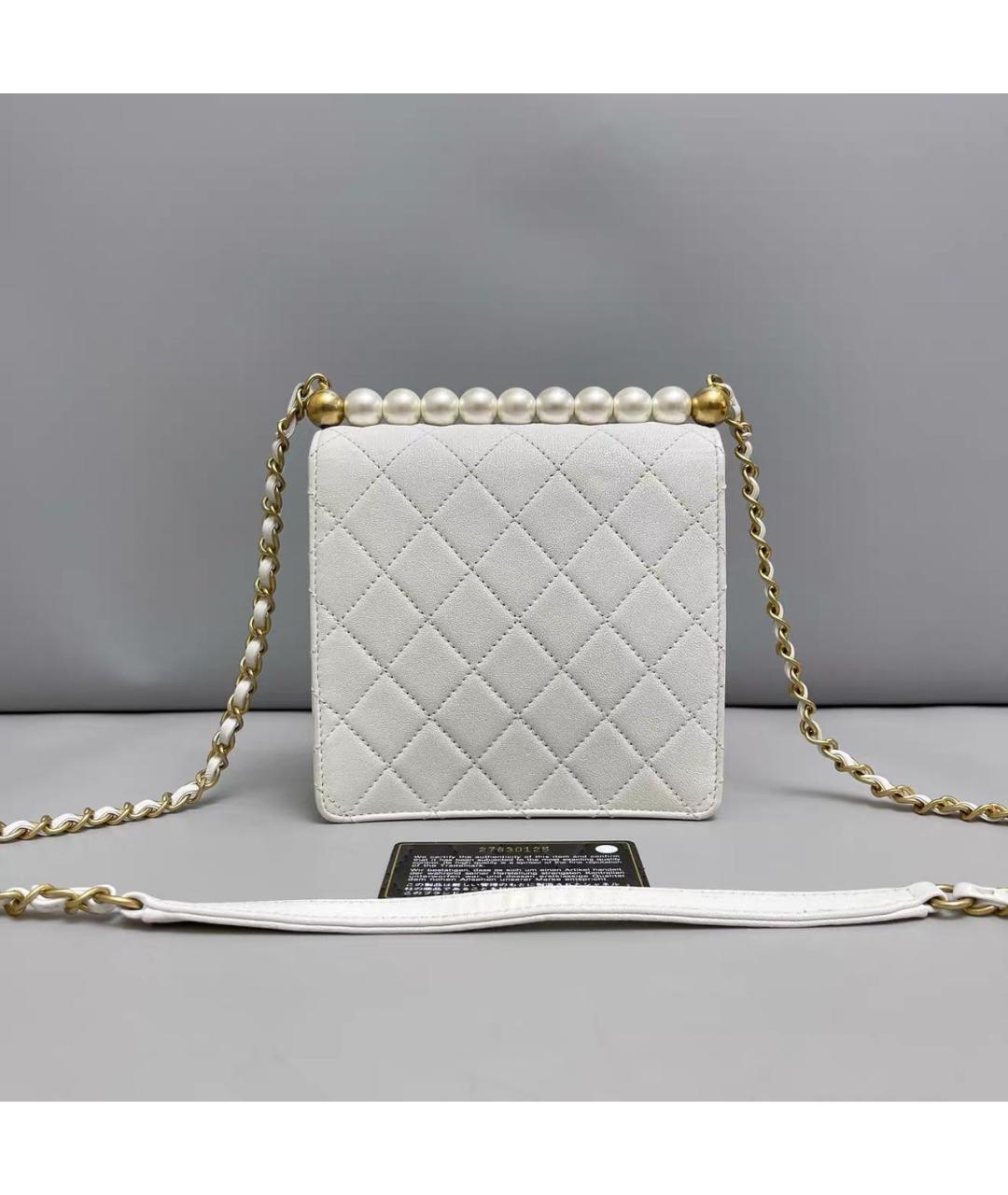 CHANEL Белая кожаная сумка через плечо, фото 2