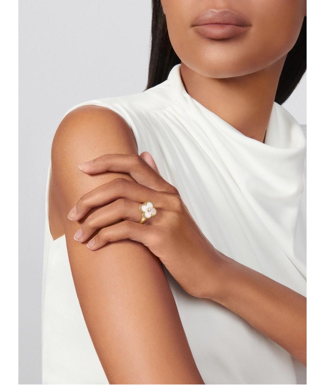 VAN CLEEF & ARPELS Кольцо из желтого золота, фото 4