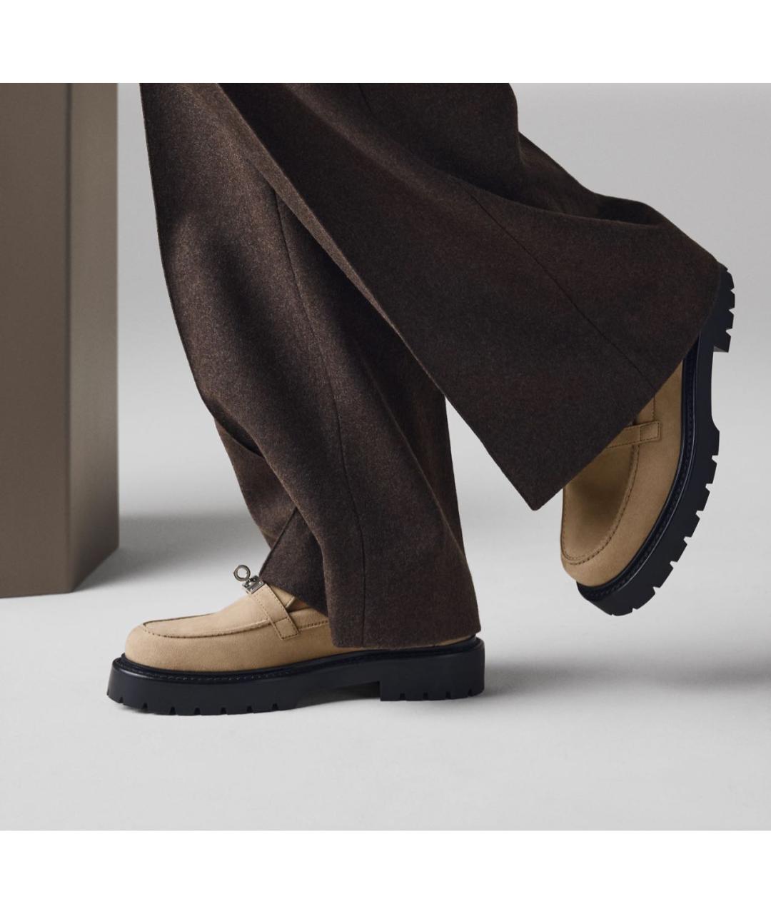 HERMES Бежевые замшевые лоферы, фото 5