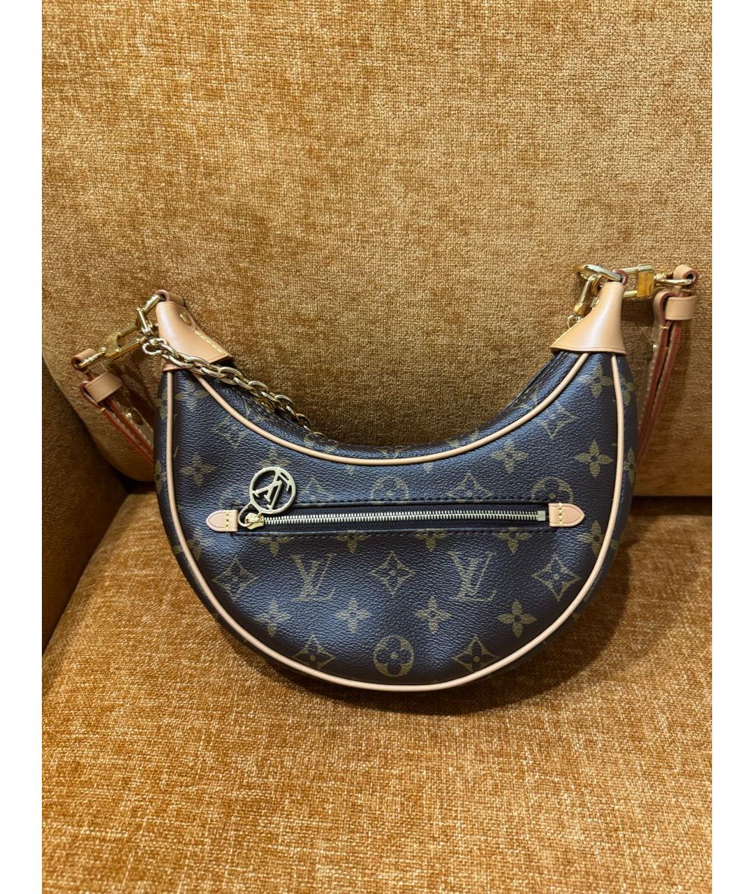 LOUIS VUITTON Кожаная сумка с короткими ручками, фото 3
